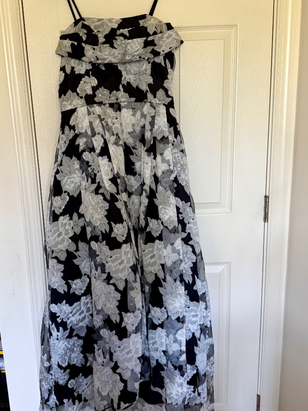 Black and White Formal Strapless Party Dress